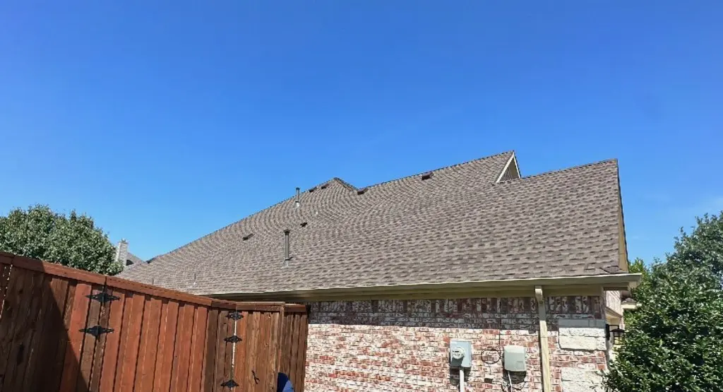 Completed roof replacement project in Woodcrest
